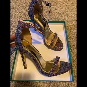 Lauren Lorraine Naomi heels 6.5
